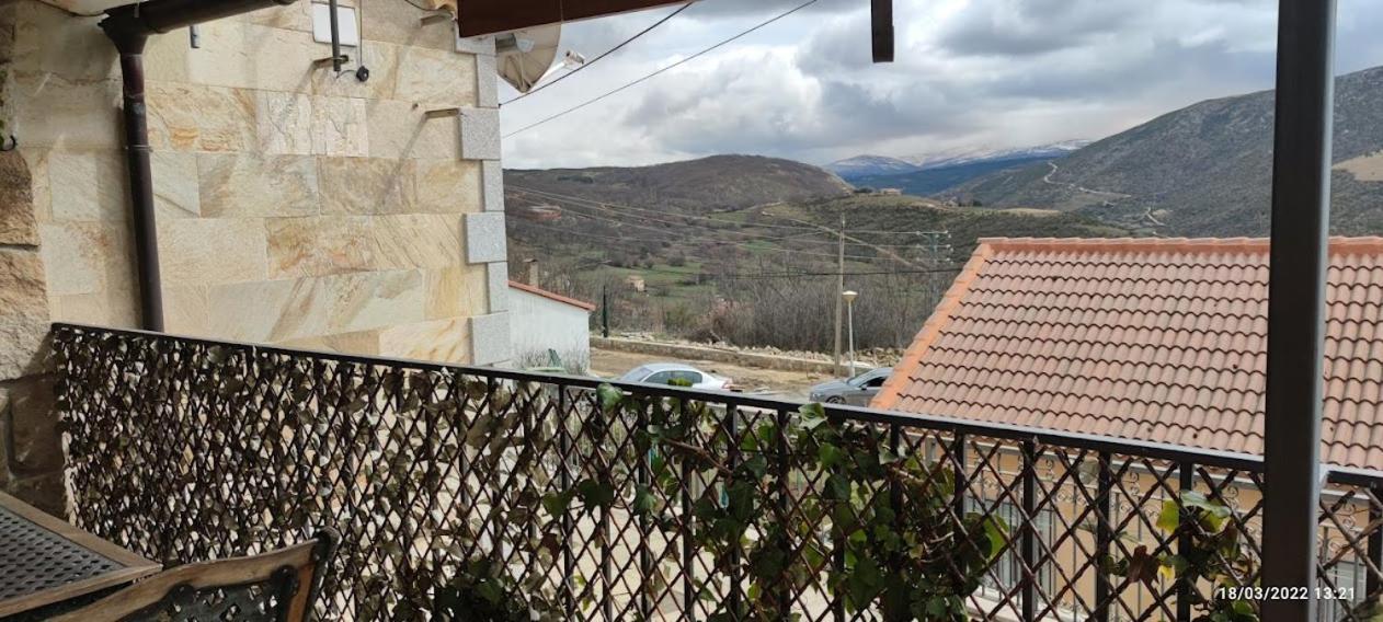 La Pasailla De Gredos Guest House Navacepeda de Tormes Ngoại thất bức ảnh