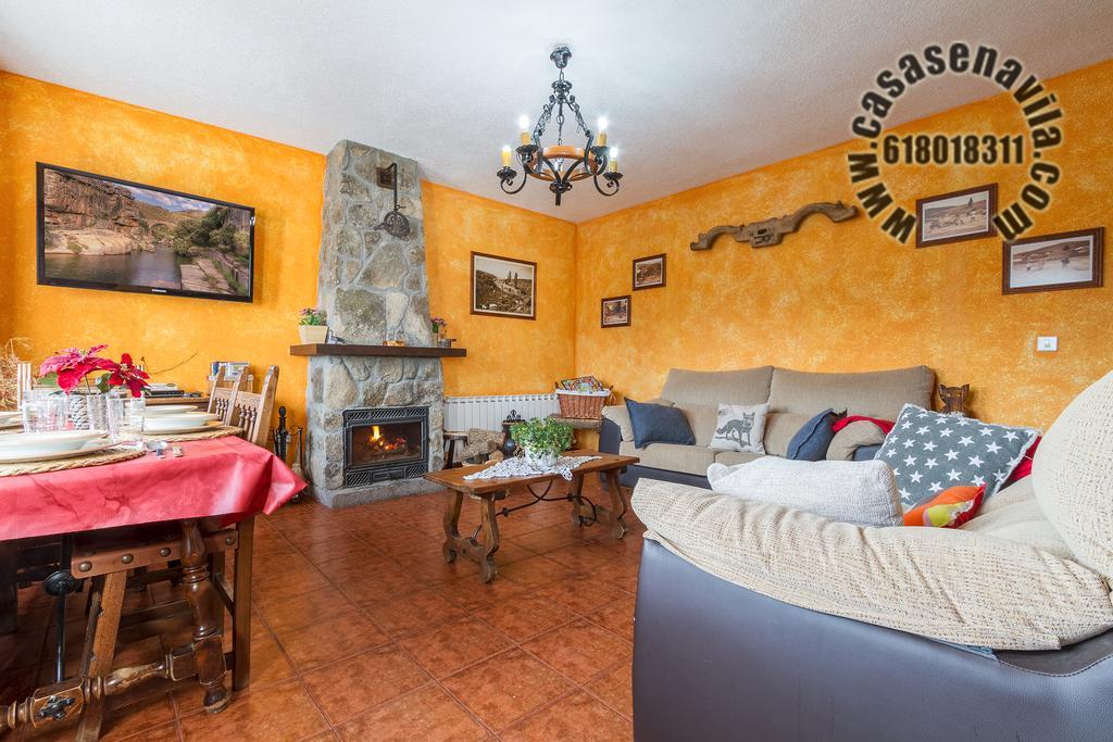 La Pasailla De Gredos Guest House Navacepeda de Tormes Ngoại thất bức ảnh
